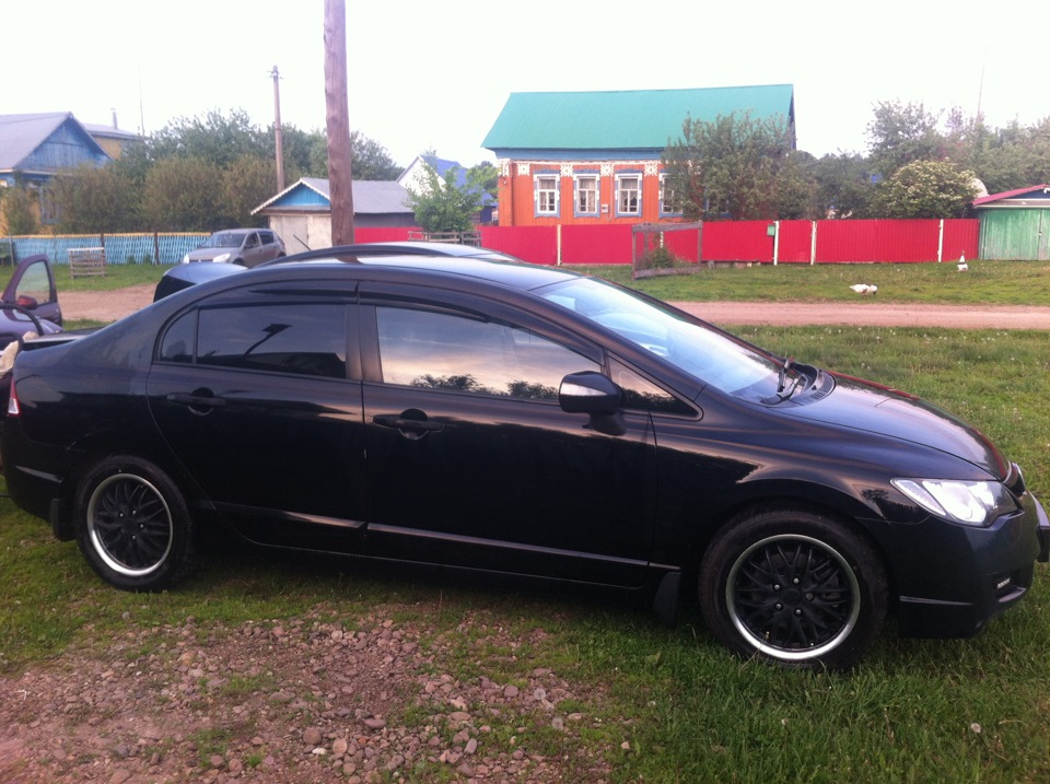 Покраска дисков в жидкую резину — Honda Civic 4D (8G), 1,8 л, 2006 года ...