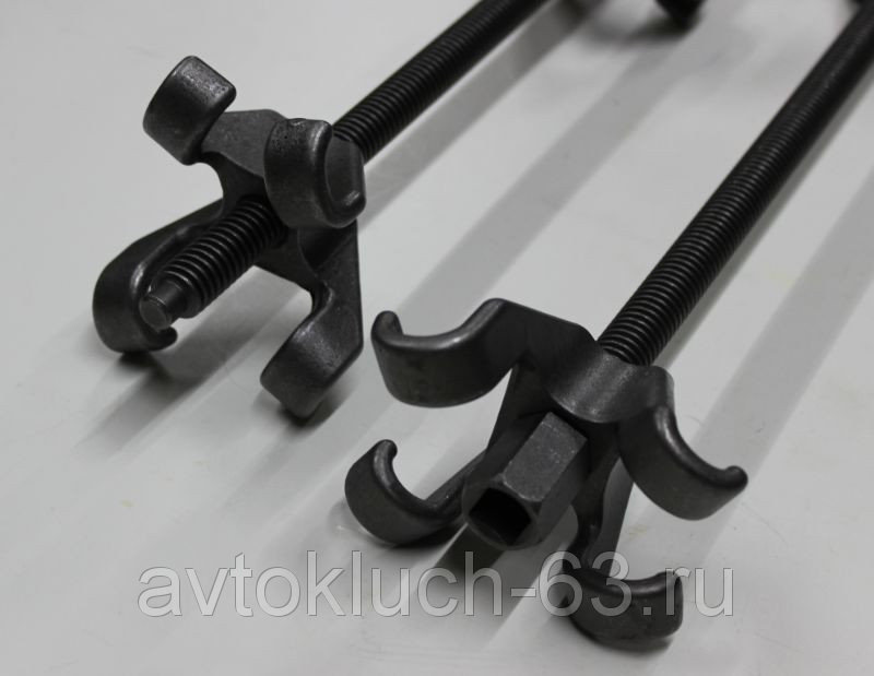 старые пружины от авто. 825. фиксатор пружины 39108-2059. 212. фиксация пружин.