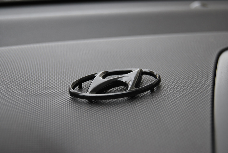 Как снять значок хендай солярис Покраска шильдика на руле - Hyundai i30 (1G), 1,6 л, 2009 года тюнинг DRIVE2