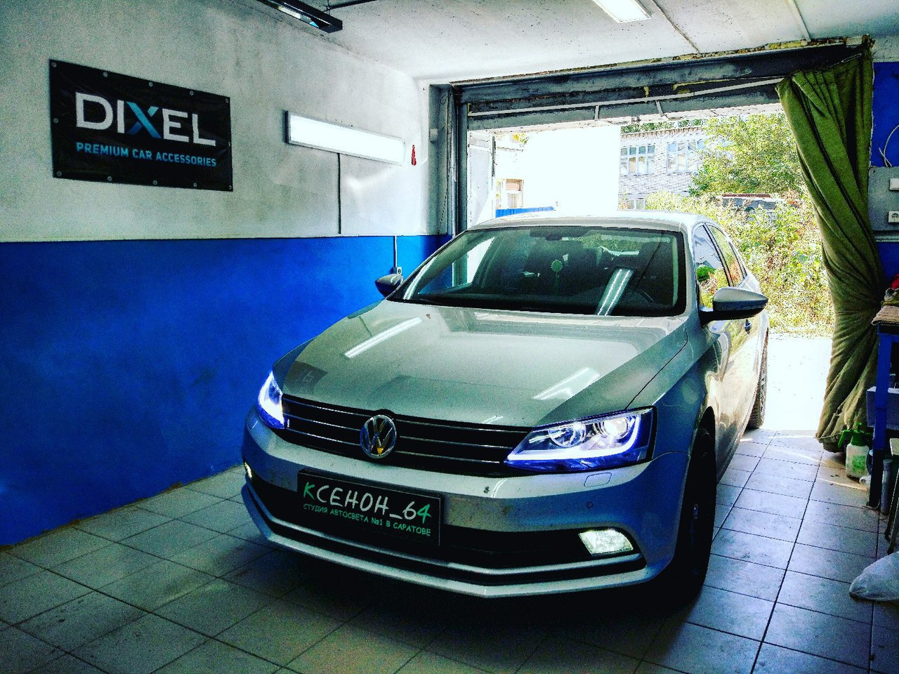 Тюнинг 64 отзывы. Jetta 2015. W Джетта 2015. Фольксваген Джетта 2018 ксенон. Фольксваген Джетта 2015 ксеноновые фары.