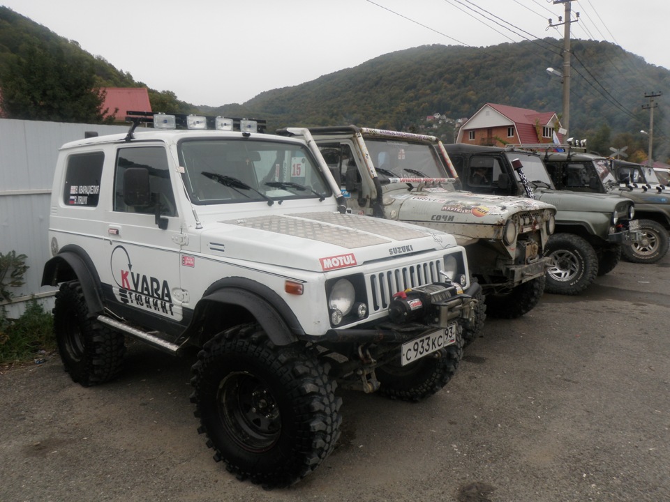 Suzuki Samurai трофи