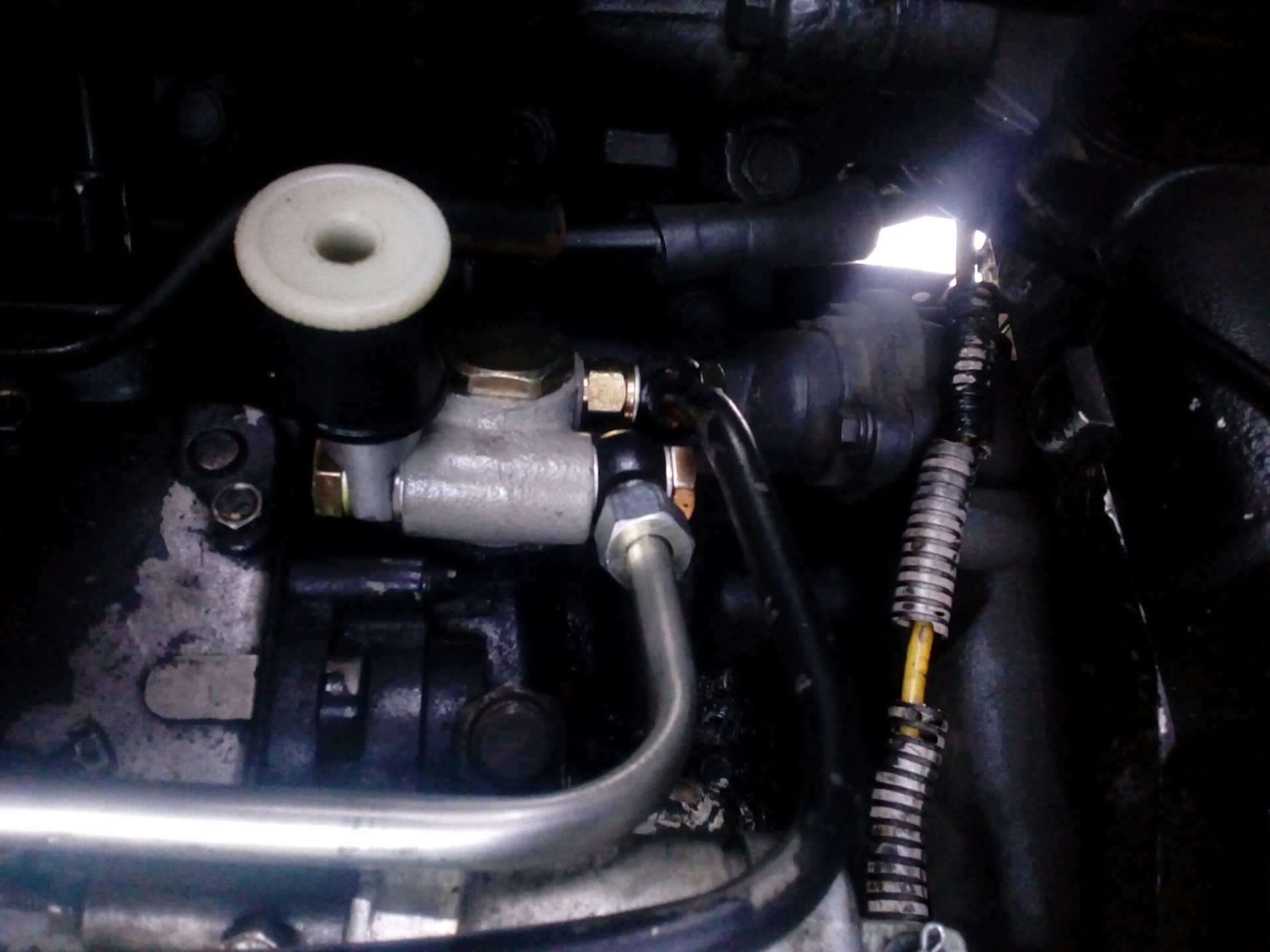 камаз завоздушивание системы топливной. подсос воздуха в топливную. подсос воздуха в топливной системе дизеля. подсос воздуха на камазе. 2 дизель.