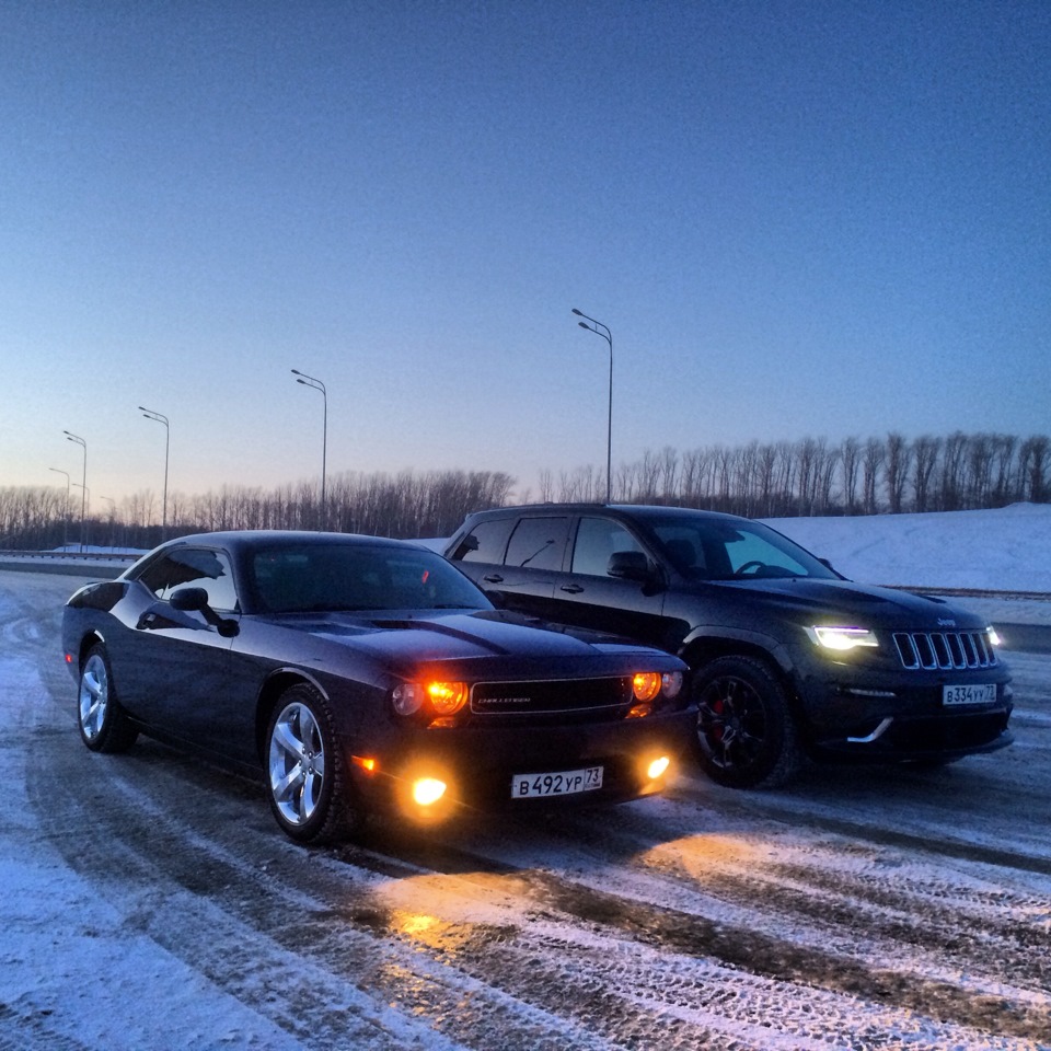 №16 Jeep SRT8 и Dodge Challenger г.Ульяновск Часть 1. — Jeep Grand Cherokee  SRT-8 (WK2), 6,4 л, 2013 года | тюнинг | DRIVE2