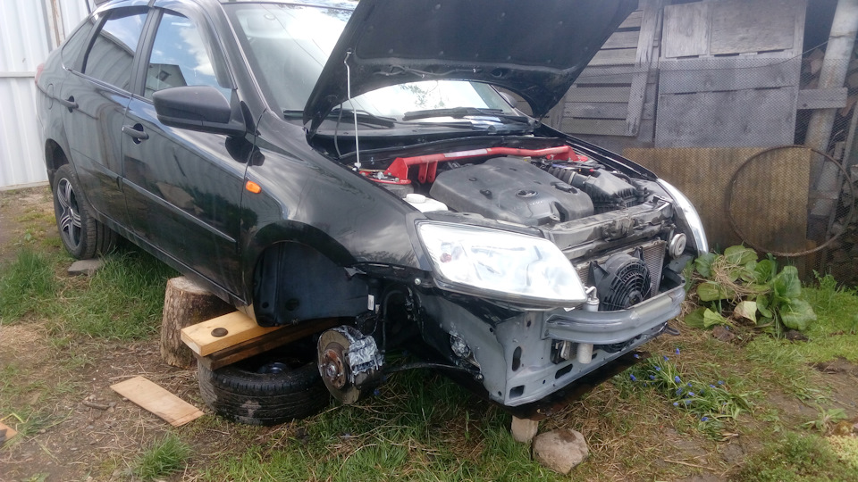 Наконец то выдались теплые деньки 2, ставим передние подкрылки… — Lada ...