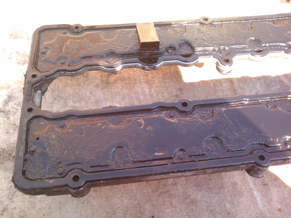 Обратная сторона крышки распредвалов, если честно я был в шоке! — Mitsubishi Galant (8G)