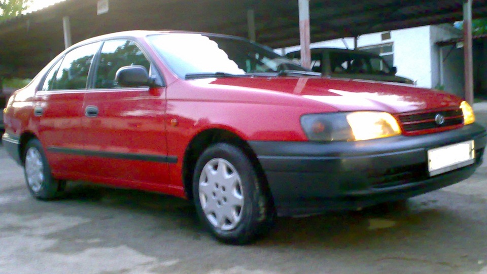 Toyota Carina e 1 6