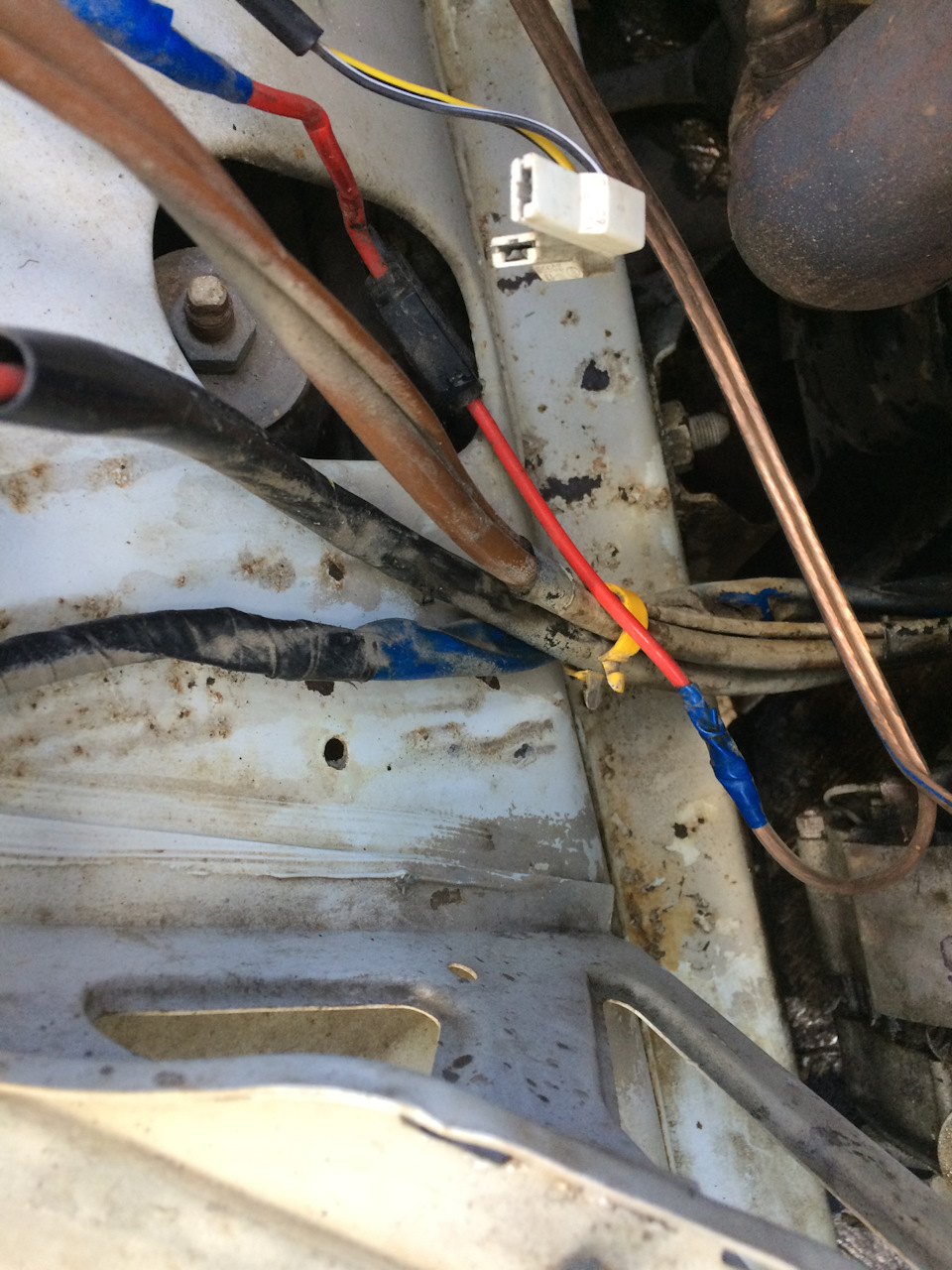 Замена патрубков и переход с тосола на антифриз — Lada 21054, 1,6 л ...