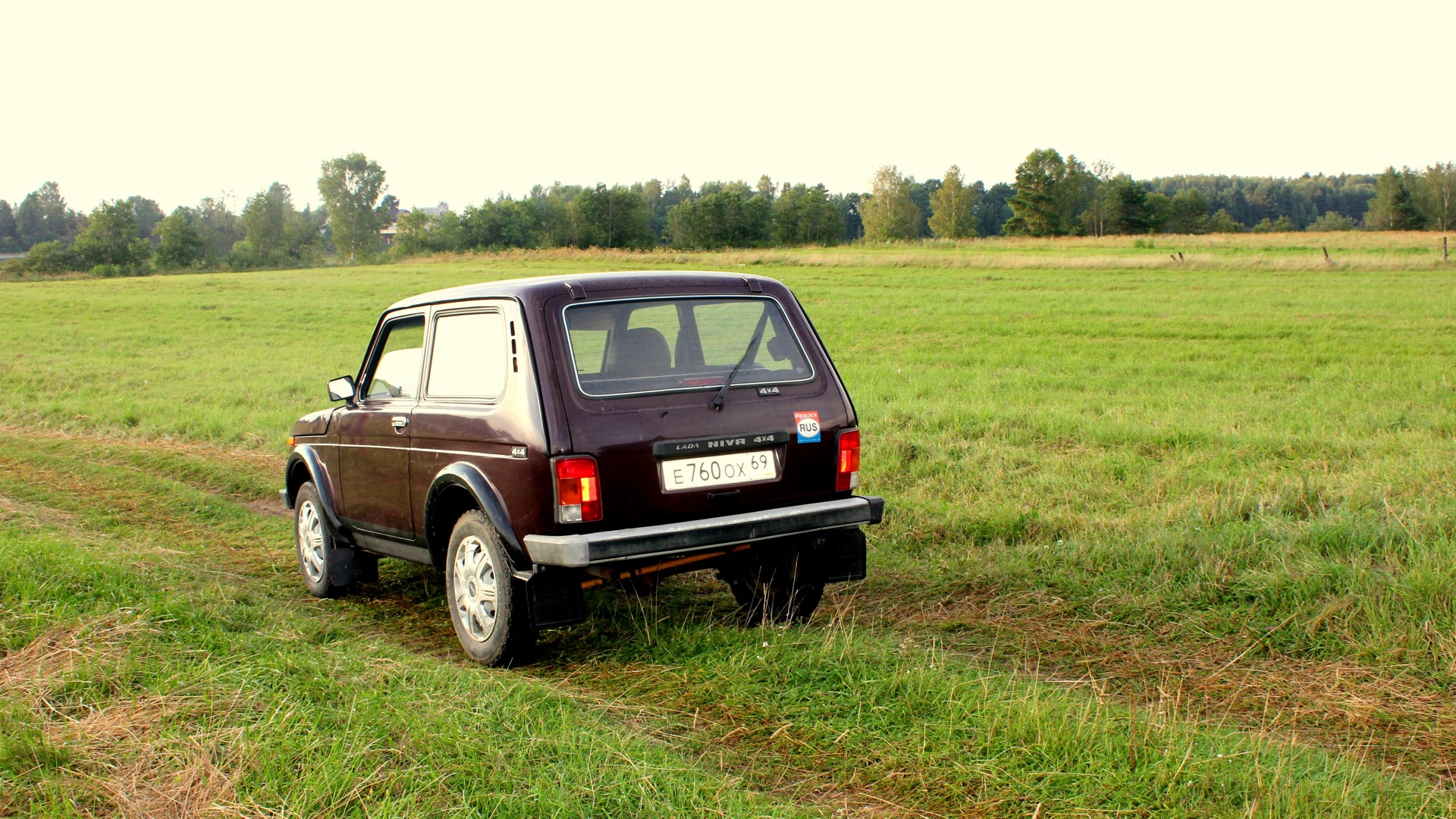 Lada 4x4 3D 1.7 бензиновый 2005 | 21214 