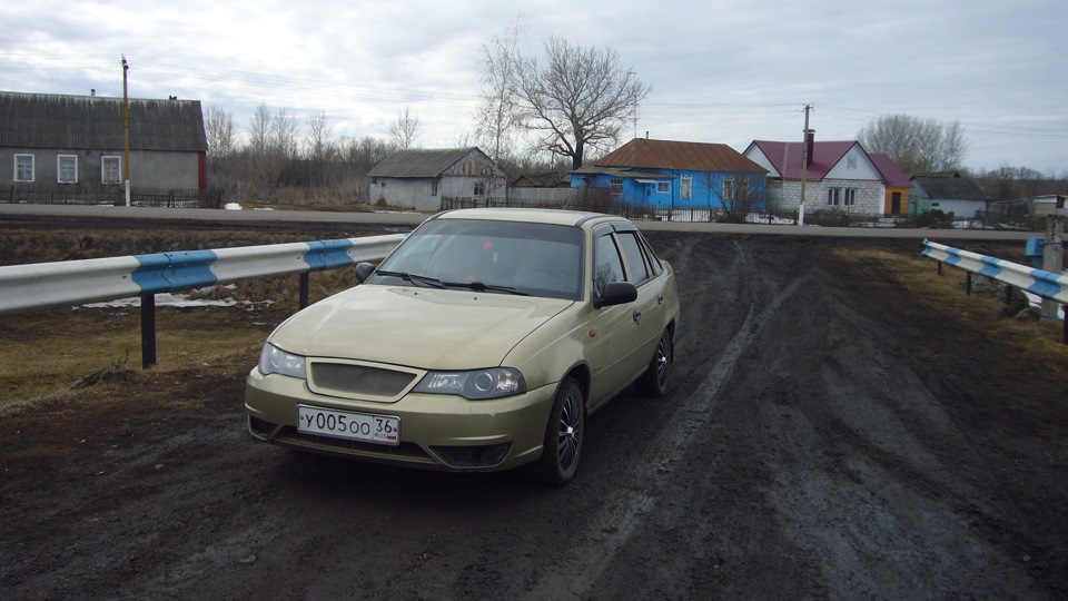 задние стойки — Daewoo Nexia (N150), 1,6 л, 2009 года | своими руками ...