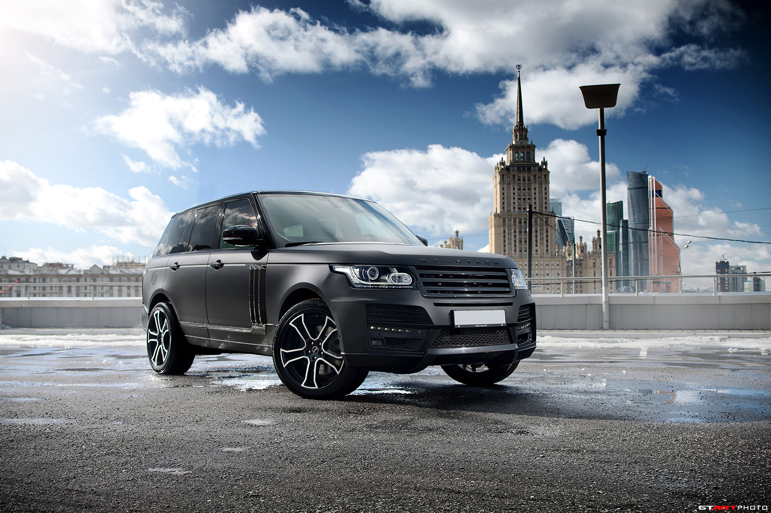 Черный range rover