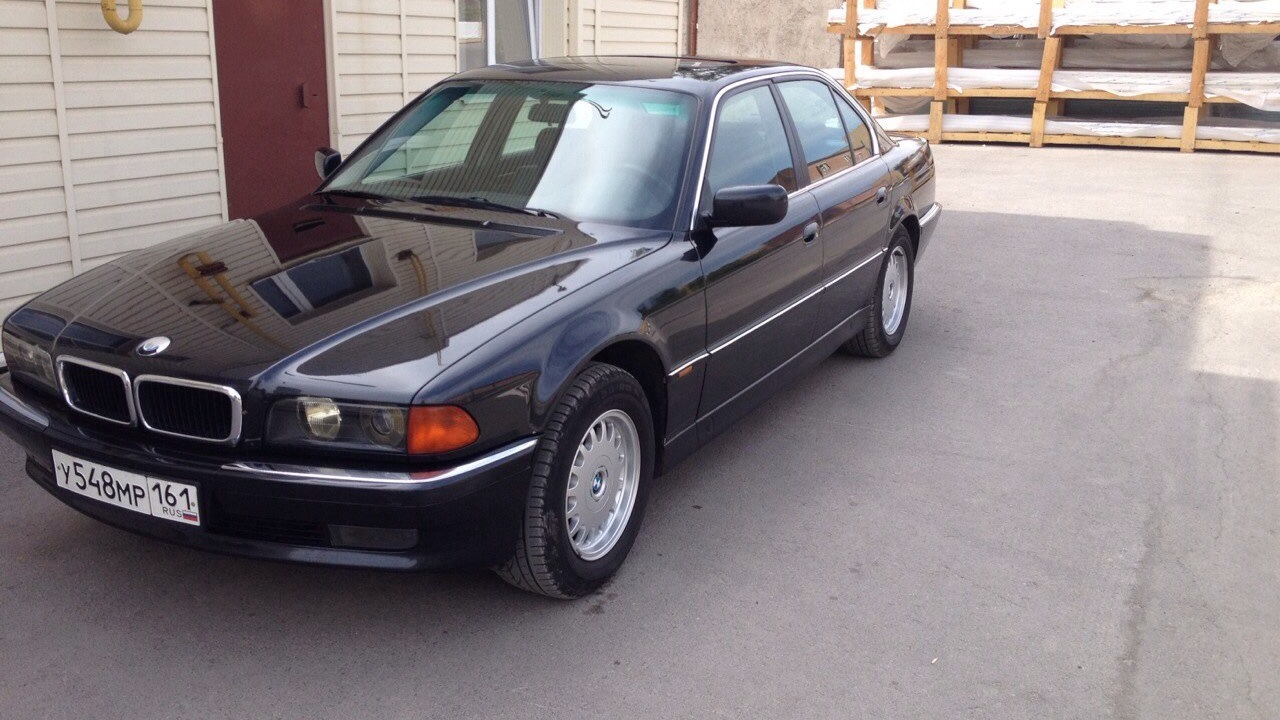 Семерка 1998. BMW 7 1998. BMW 7 Series 1998. БМВ 7 1998 года.