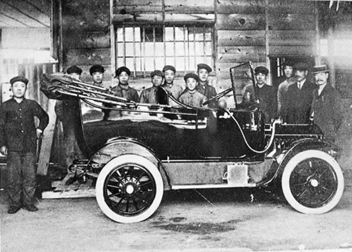 4738394s 960 Как переводится datsun с японского