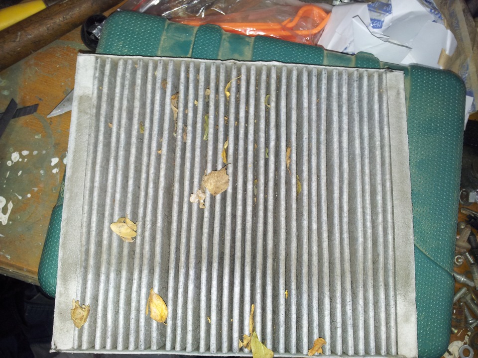 Решил глянуть салонный фильтр и офигел! — Chevrolet Cruze (1G), 1,8 л ...