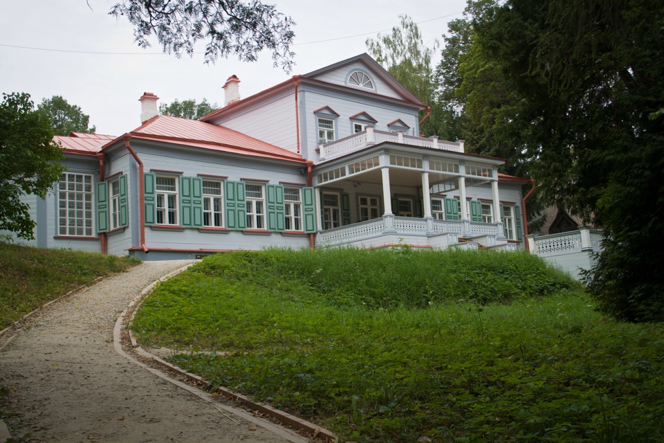 Усадьба сергиев посад. Сергиево-Посадское Абрамцево. Абрамцево музей усадьба. Усадьба в Сергиевом Посаде Абрамцево. Сергиев Посад дом музей Абрамцево.