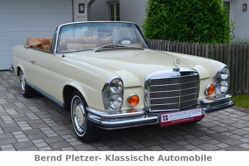 Mercedes Benz w111 Cabrio 280se