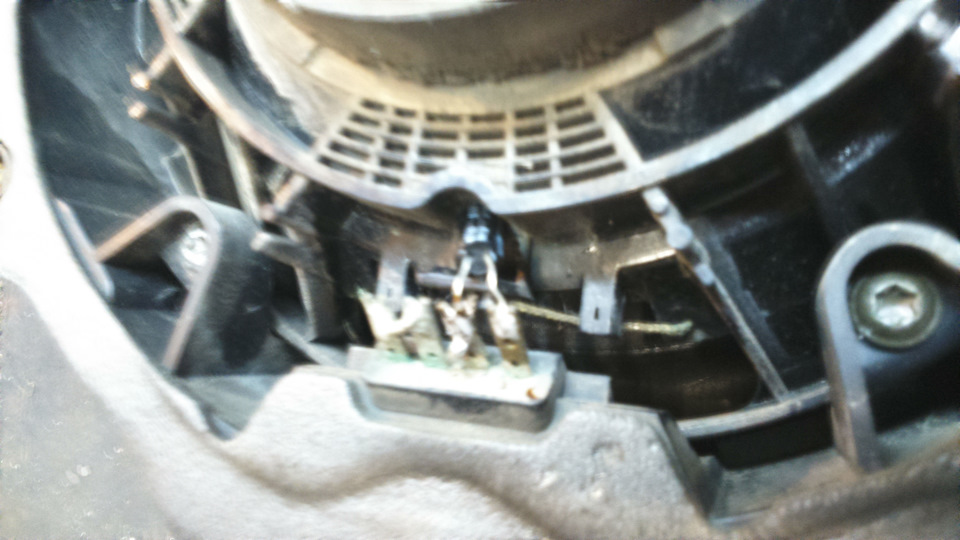 Новый конденсатор — Volkswagen Passat Variant (B6)