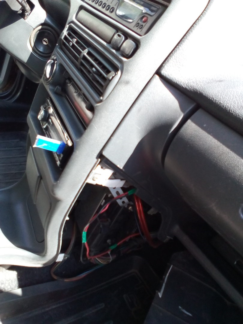 2) Принудительный запуск вентилятора радиатора — Lada 2115, 1,5 л, 2005 ...