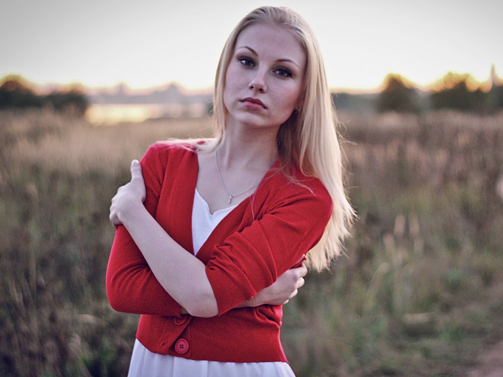 Дед блонд нижний новгород. Блогерша из Украины блондинка. Дедблонде. Фото девочек 25 лет.
