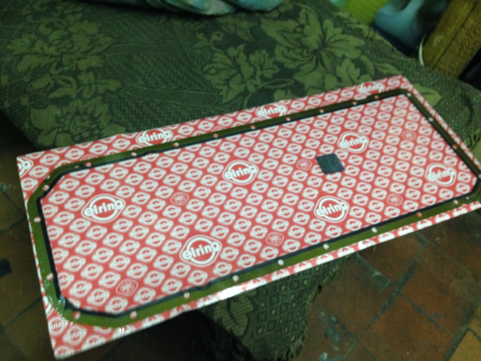 Замена прокладки поддона ДВС и переднего сальника колена — BMW 5 series ...