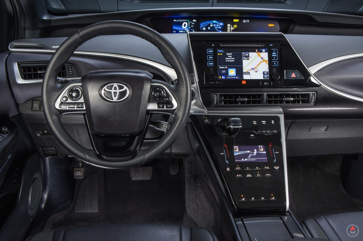 Toyota mirai фото