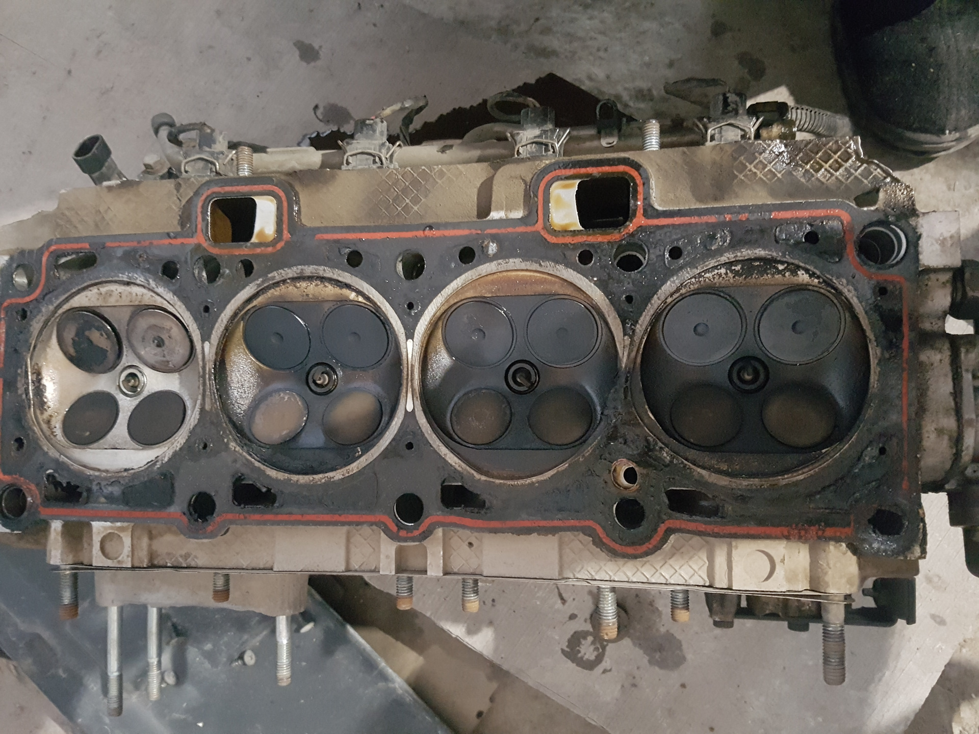 Пробило прокладку гбц можно ли ехать. Пробило прокладку гбц можно ли ехать. Ваз 2114 прокладка гбц динамометрический ключ. Продавило прокладку гбц. Прогорела прокладки гбц 2107.