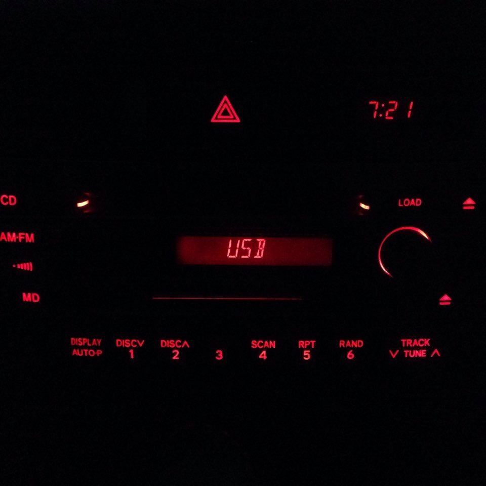 Фотографии переделанной магнитолы — Toyota Mark II Blit, 2,5 л, 2002 ...