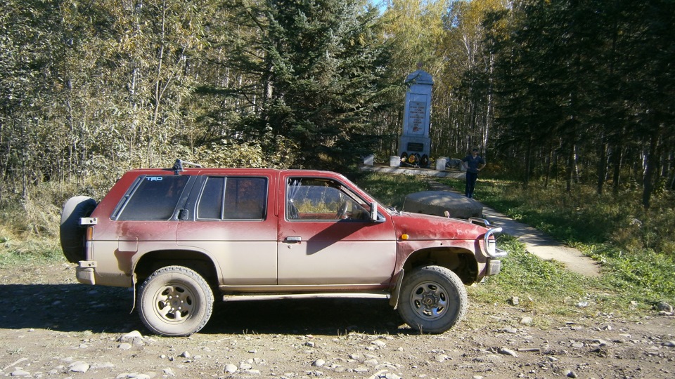 Nissan Terrano aka БИZZОНЪ