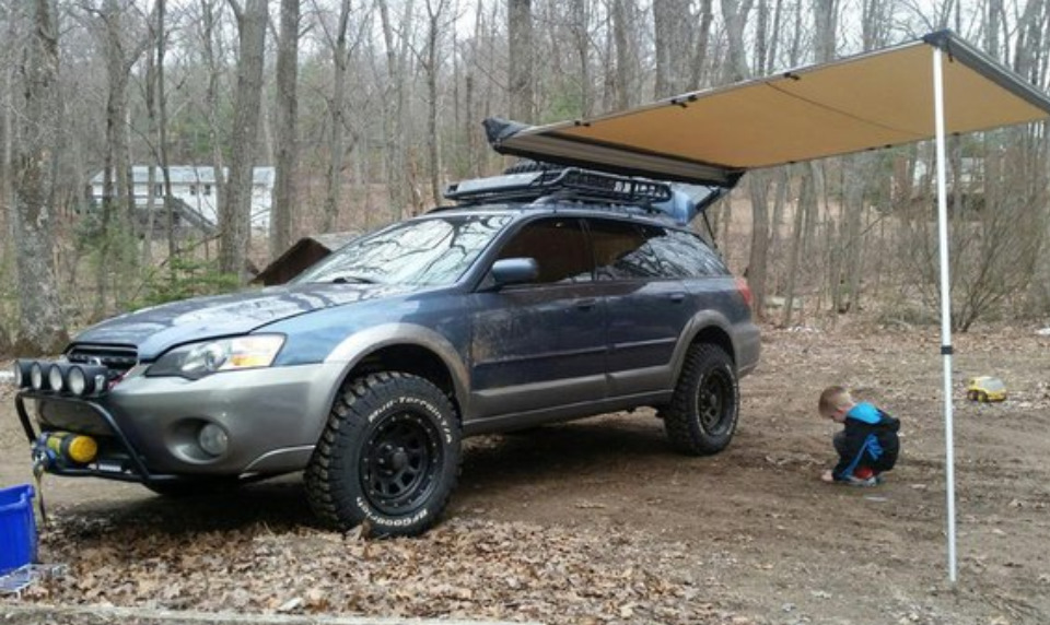 Лифт кузова с помощью проставок на стойки - Subaru Outback, 2.5 л., 2005 го...