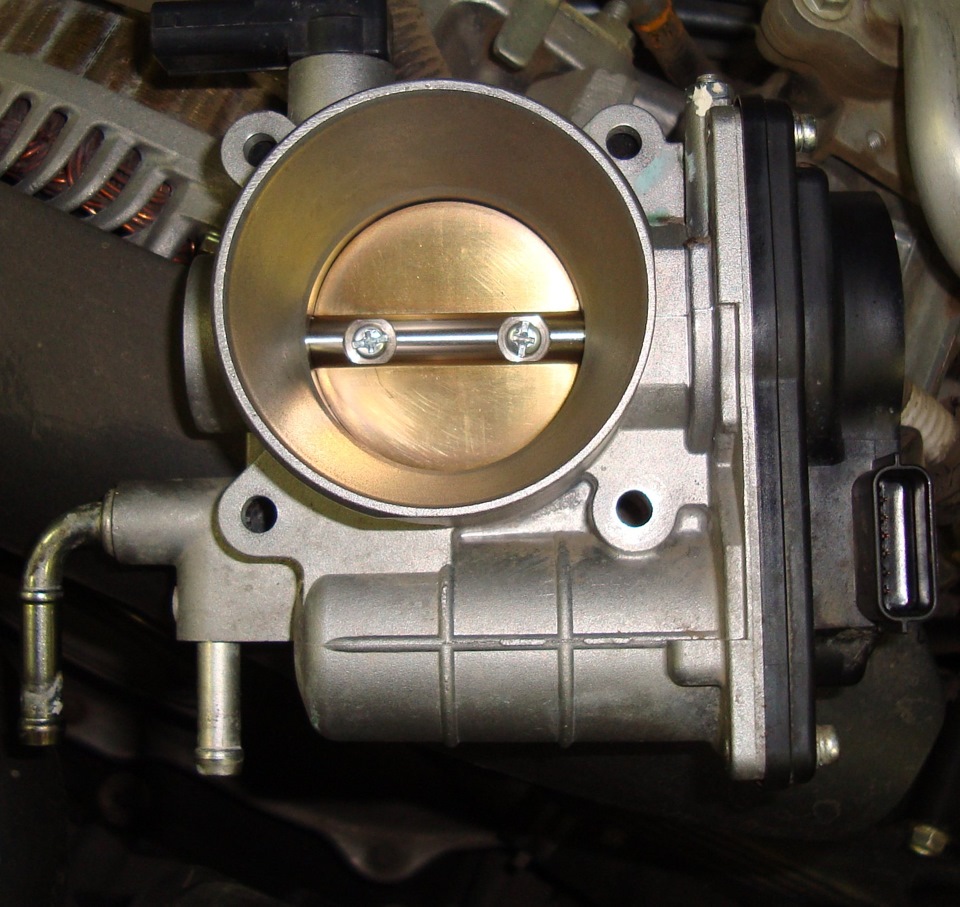 Чистка дроссельной заслонки — Subaru Impreza (GD, GG), 1,5 л, 2007 года ...