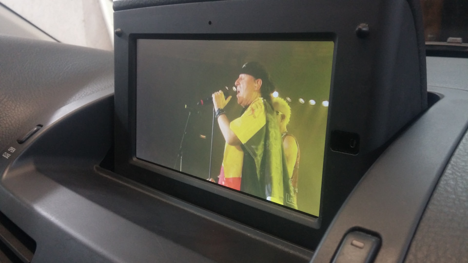 Смотрим Скорпионов, наслаждаемся) — Toyota Avensis II