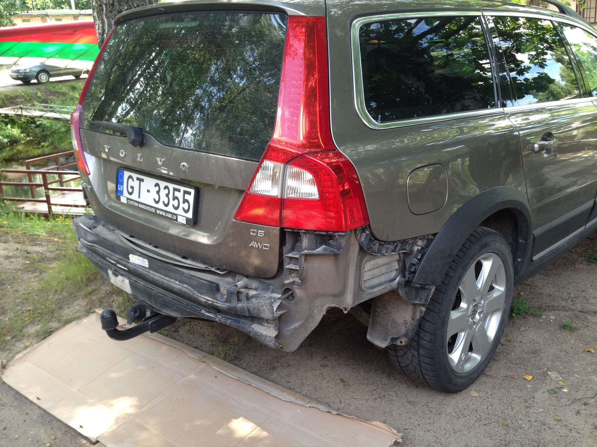 Парктроники volvo xc90. Парктроник Volvo xc70. Парктроник на Вольво хс70. Volvo xc90 задний парктроник. Блок парктроников Вольво хс70.