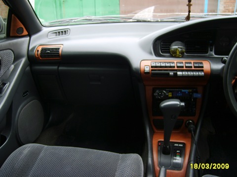 minor interior revision  - Toyota Exiv 20L 2007