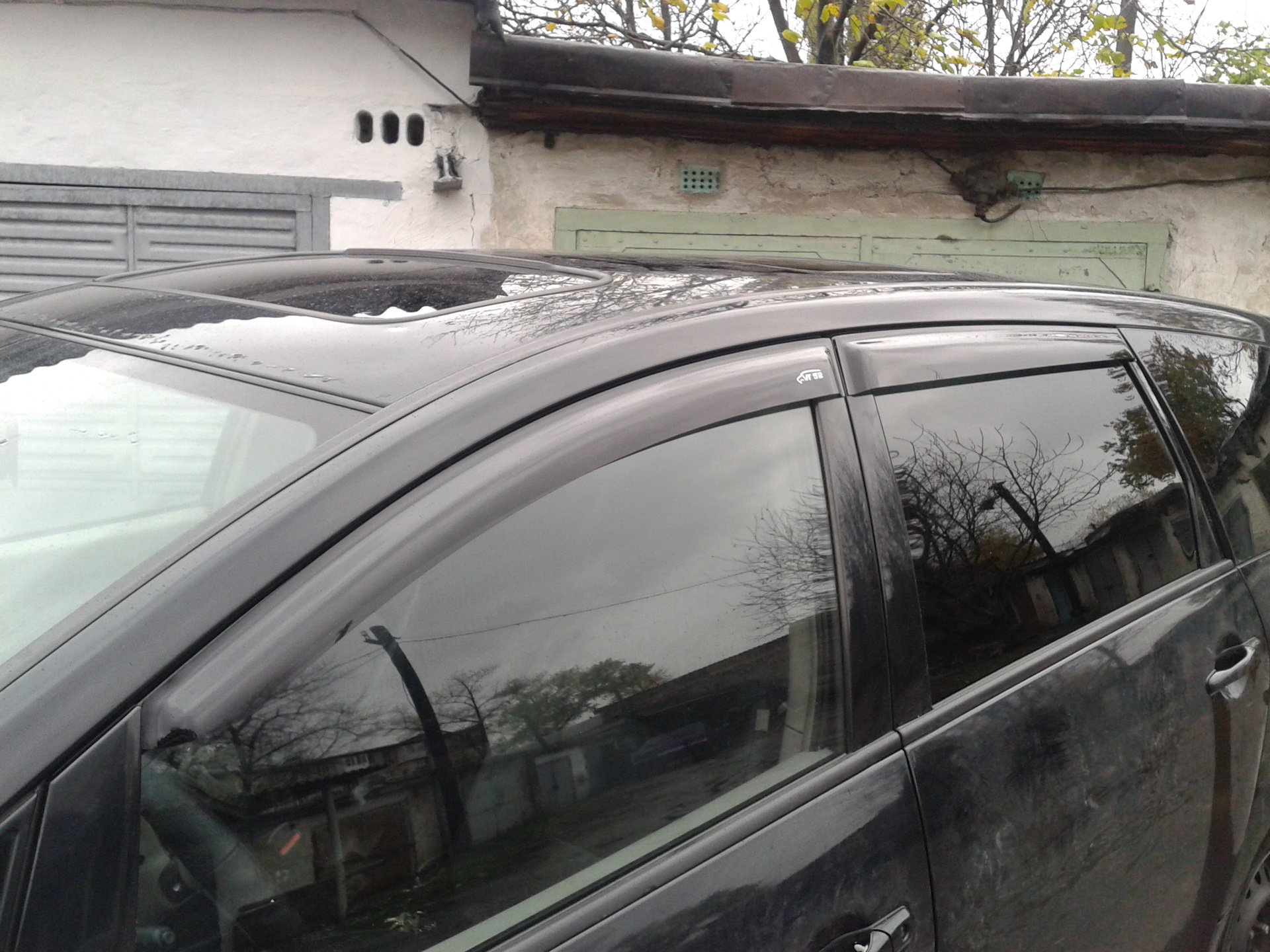 дефлекторы на mitsubishi outlander 2021. Mitsubishi дефлекторы. дефлекторы окон митсубиси лансер 10. дефлекторы форточки mitsubishi outlander iii. Mitsubishi outlander 2006-2013 ветровики с дефлекторами.