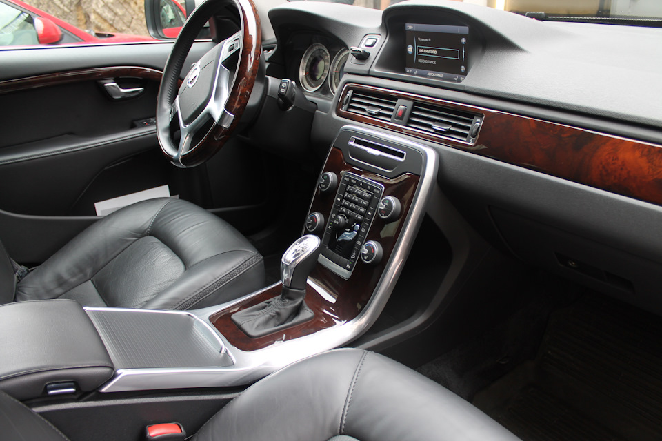 Фото в бортжурнале Volvo XC70 III