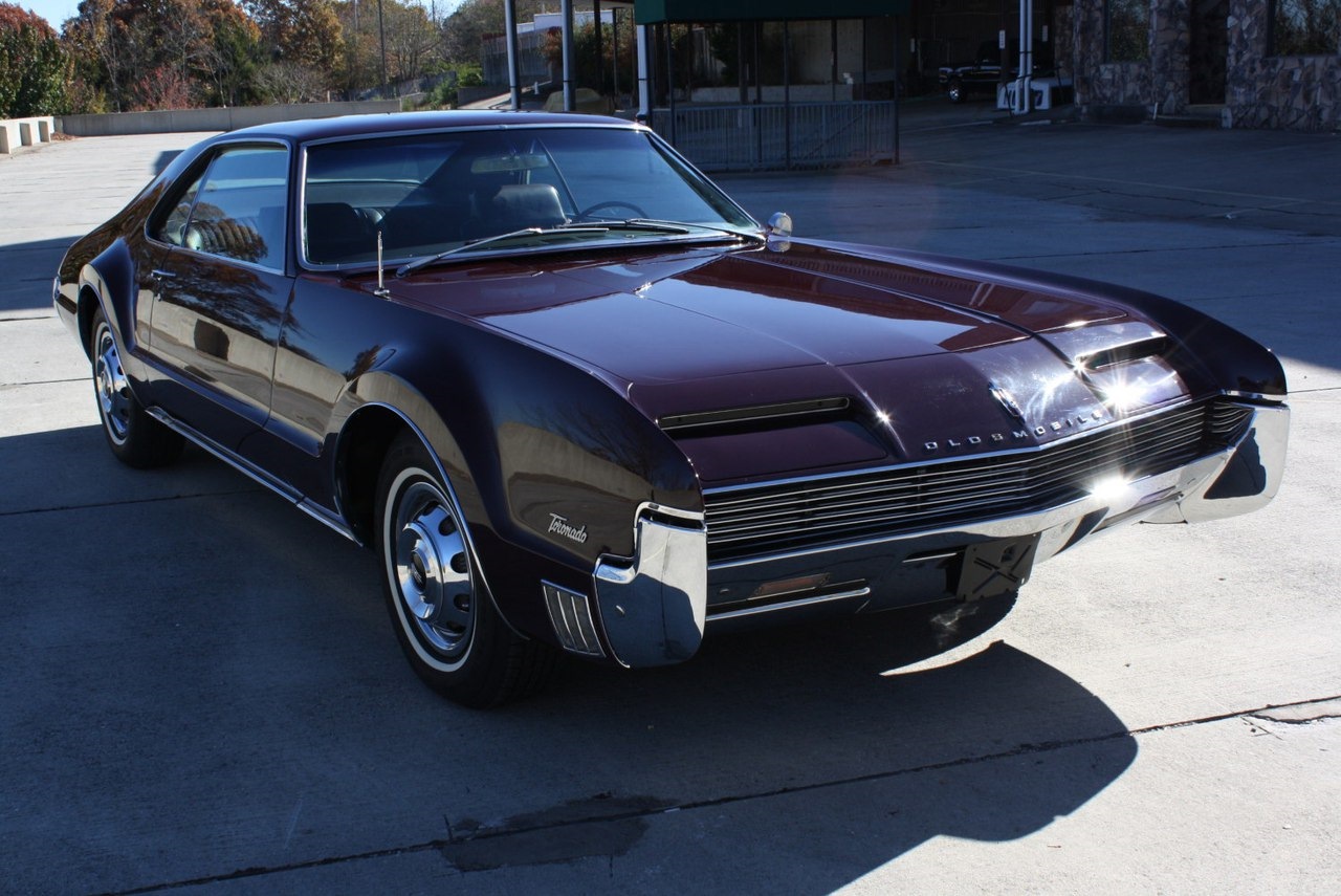 Oldsmobile Toronado 66