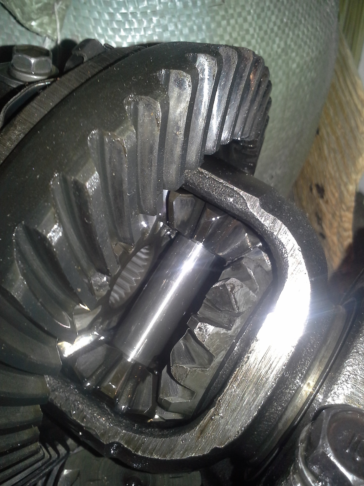 Сателлиты редуктора нивы. Сателлиты нива шевроле заднего моста. Сателлиты дифференциала ваз 2123. Сателлиты раздатки 2121. Сателлиты редуктора нивы.