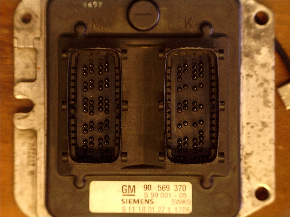 Opel ecu. Bosch 0261203701 распиновка Опель Вектра б.