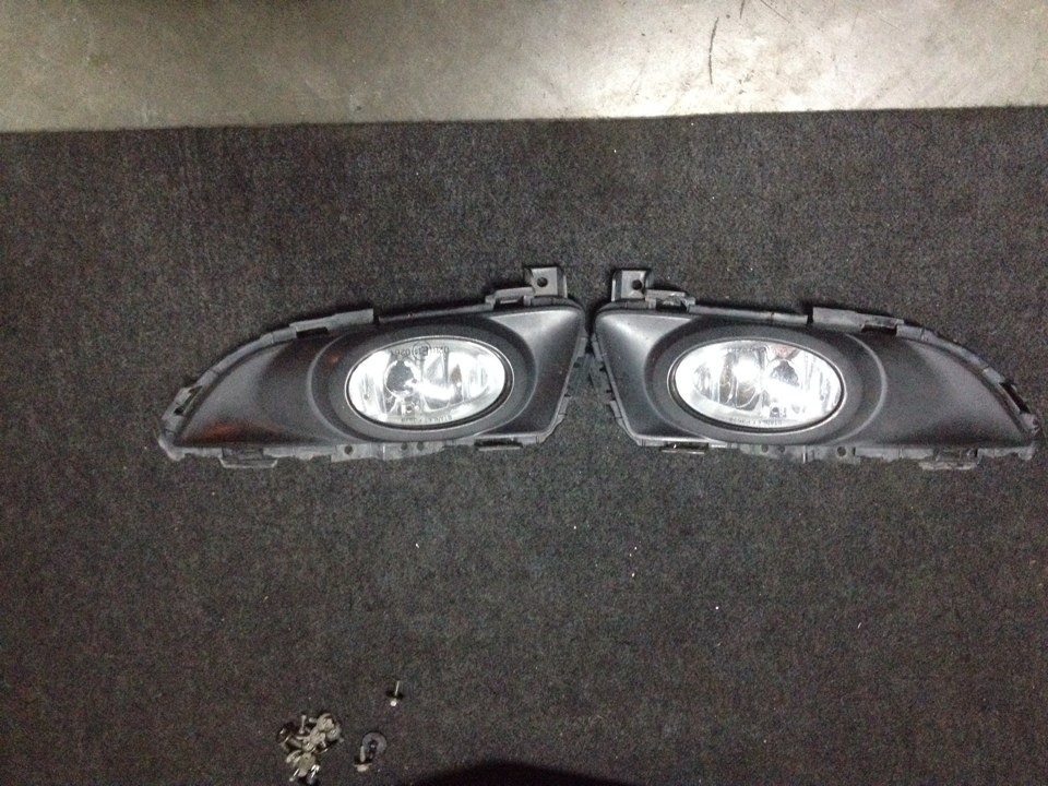 Туманки мазда 3 — Mazda 3 (1G) BK, 1,5 л, 2005 года | запчасти | DRIVE2