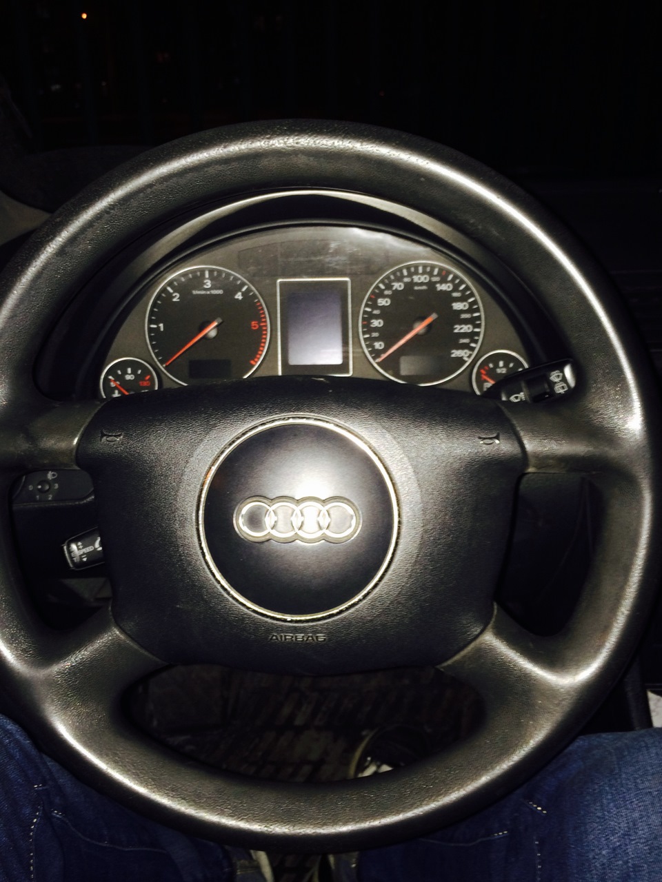 Заменил руль. — Audi A4 Avant (B6), 1,9 л, 2002 года | стайлинг | DRIVE2