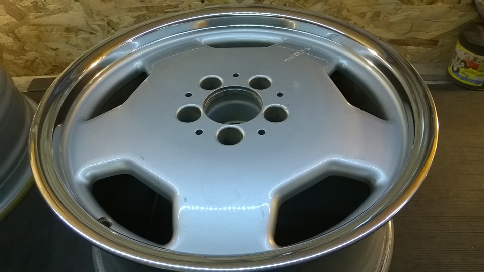 Rims AMG monoblock 2 Polishing the shelves