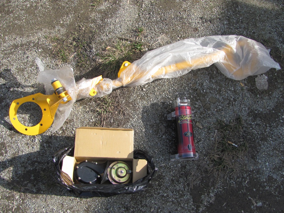 желтая железка и гудки — LADA 2113, 1,6 л., 2011 года | аксессуары | DRIVE2