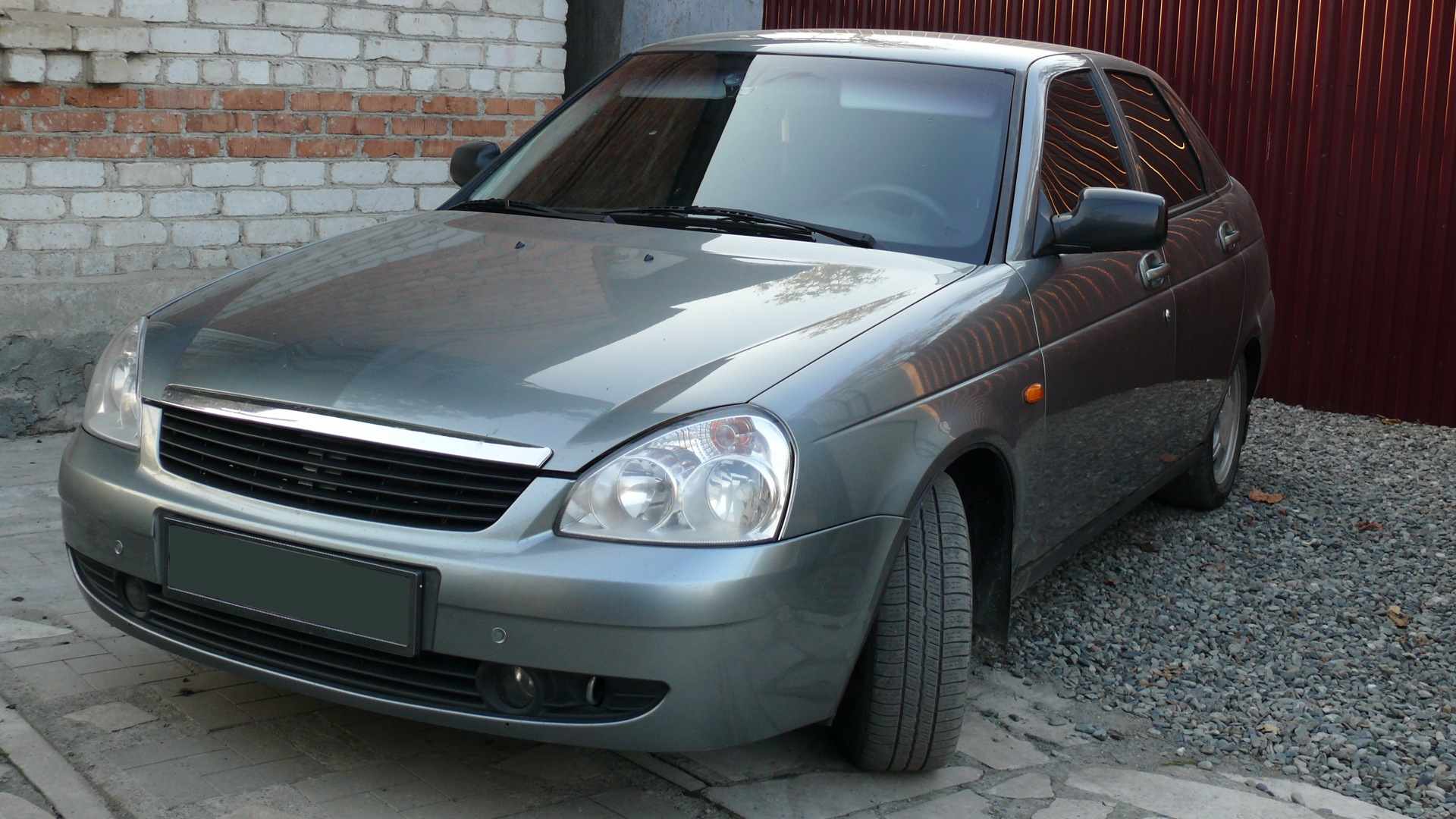 Lada Приора хэтчбек 1.6 бензиновый 2009 | Полулюкс и даже лучше. на DRIVE2