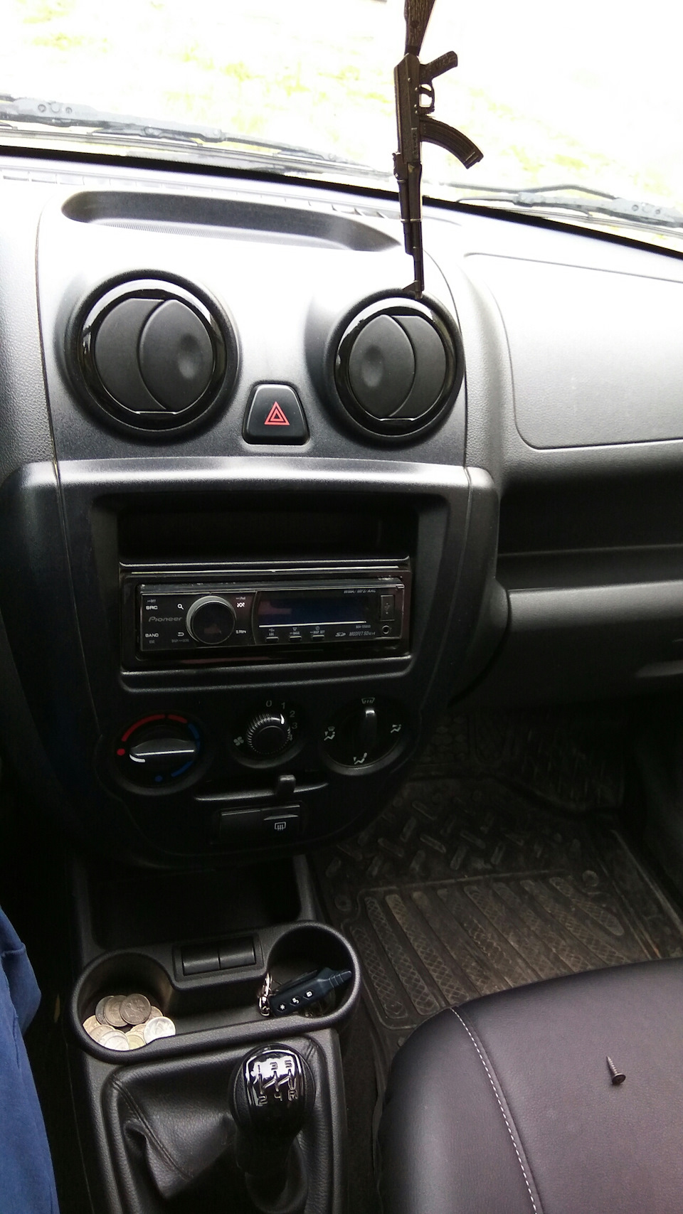 Фото в бортжурнале Lada Granta