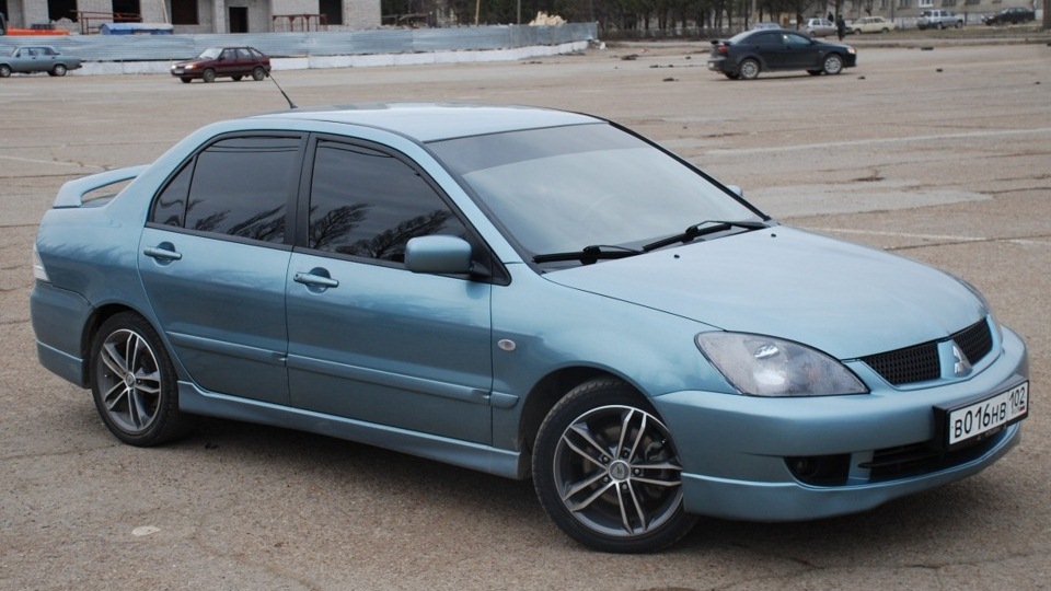 Mitsubishi Lancer IX 2 0 Sport