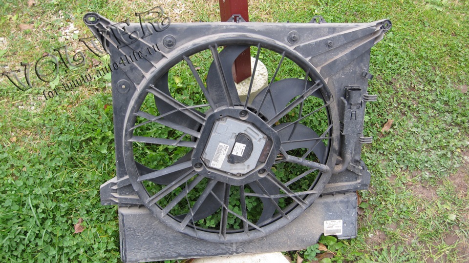 Карлсон…которых живет под капотом. — Volvo XC90 (1G)