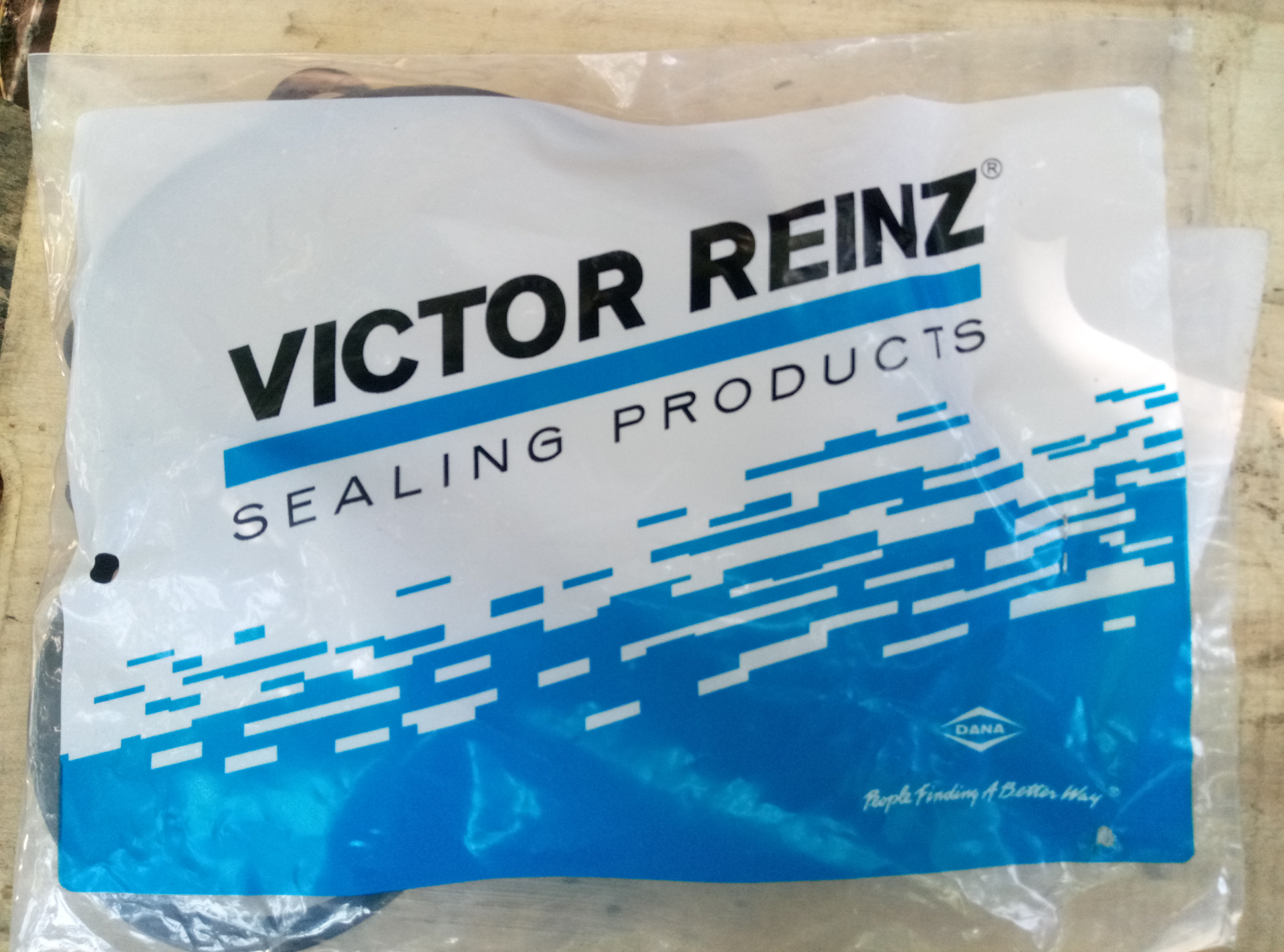 Герметик поддона victor reinz. Герметик victor reinz 70 мл. Victor reinz страна. 6 victor reinz. Victor reinz 713487300.