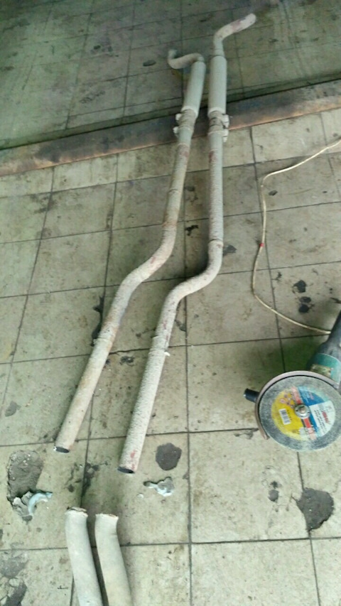 Как убрать гул на 76-й трубе? 2-3 тыщи оборотов — Audi S4 (C4), 2,2 л ...