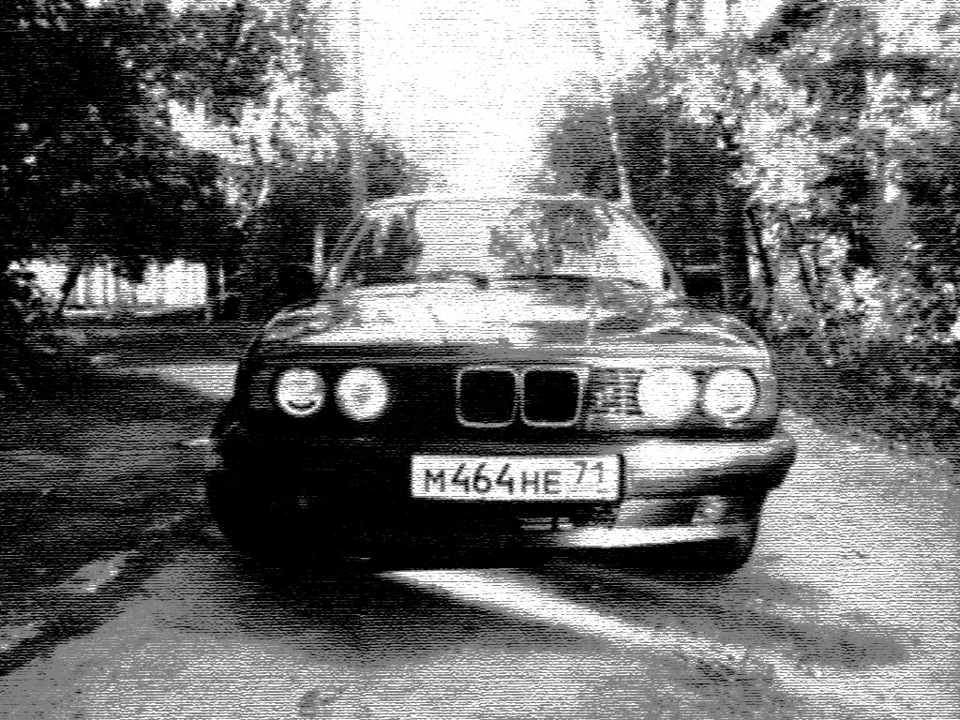 Bmw 5 series 1993. Bmw m3 e30 black. Старые фары бмв. Старые фары бмв. Бмв м5 е34 ангельские глазки.