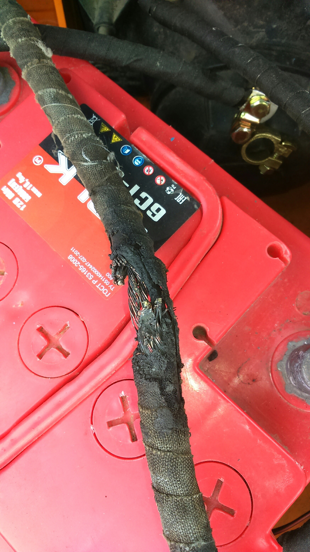 Клеммы, провод стартера, карб — Lada 21043, 1,6 л, 1996 года | своими ...