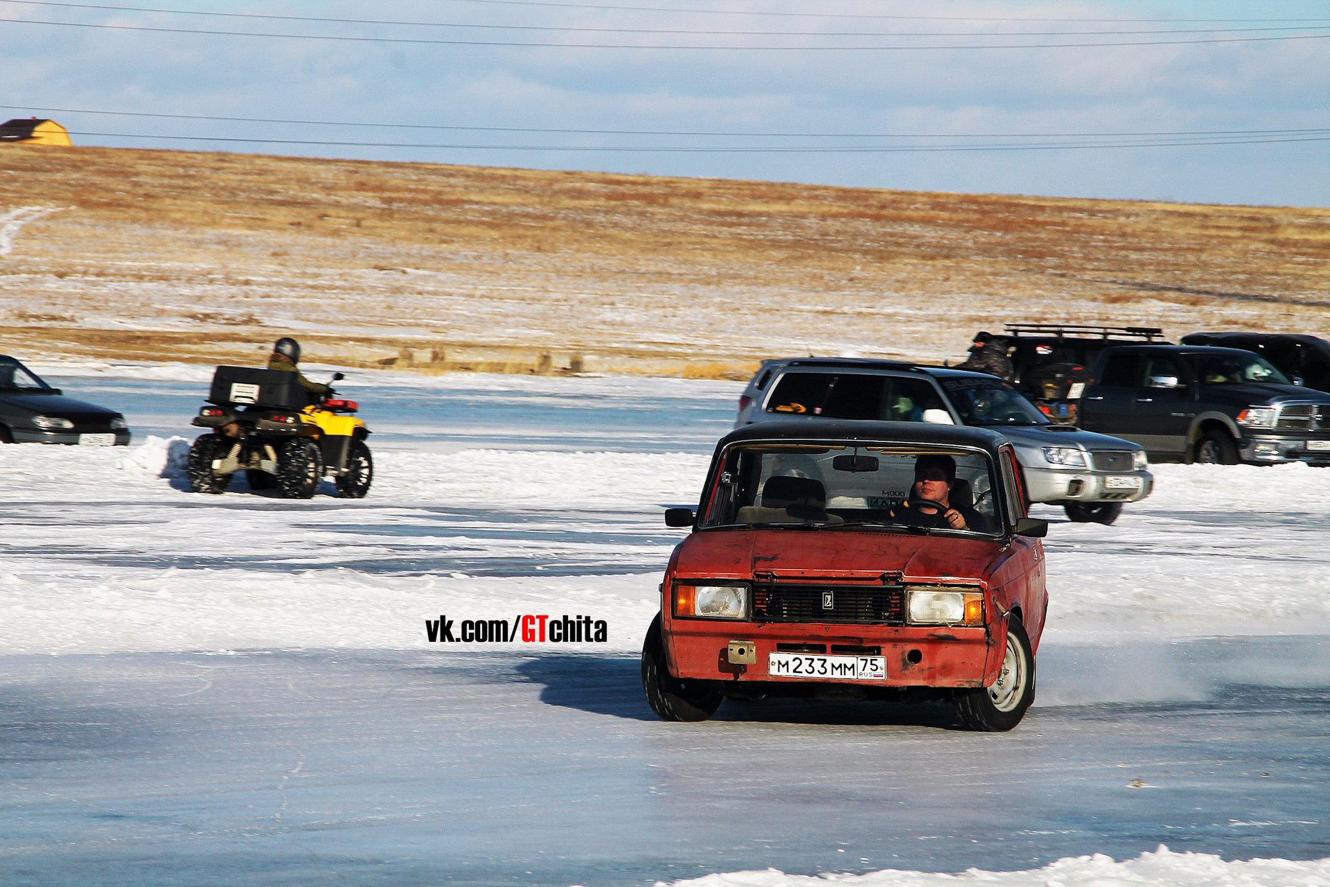 Дрифт на льду — первый парный=) — Lada 21057, 1,5 л, 1994 года |  соревнования | DRIVE2